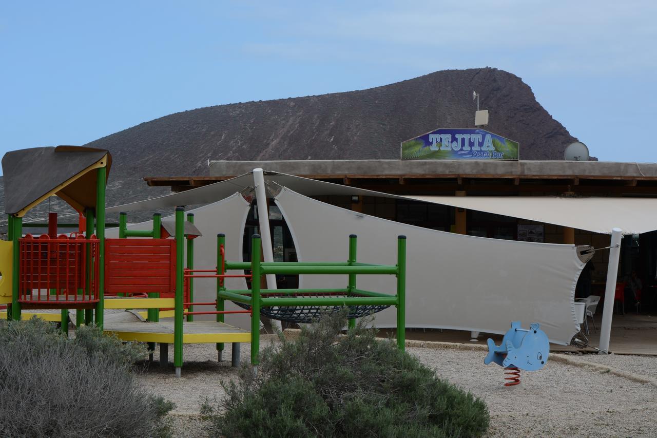 Eco-Wooden Houses Camping Montana Roja El Médano Exteriör bild
